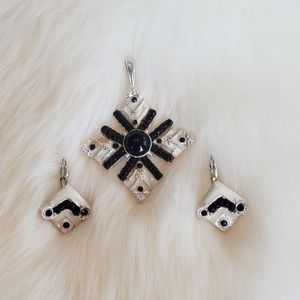 ☮ Enamel and Bead Pendant and Earings Set